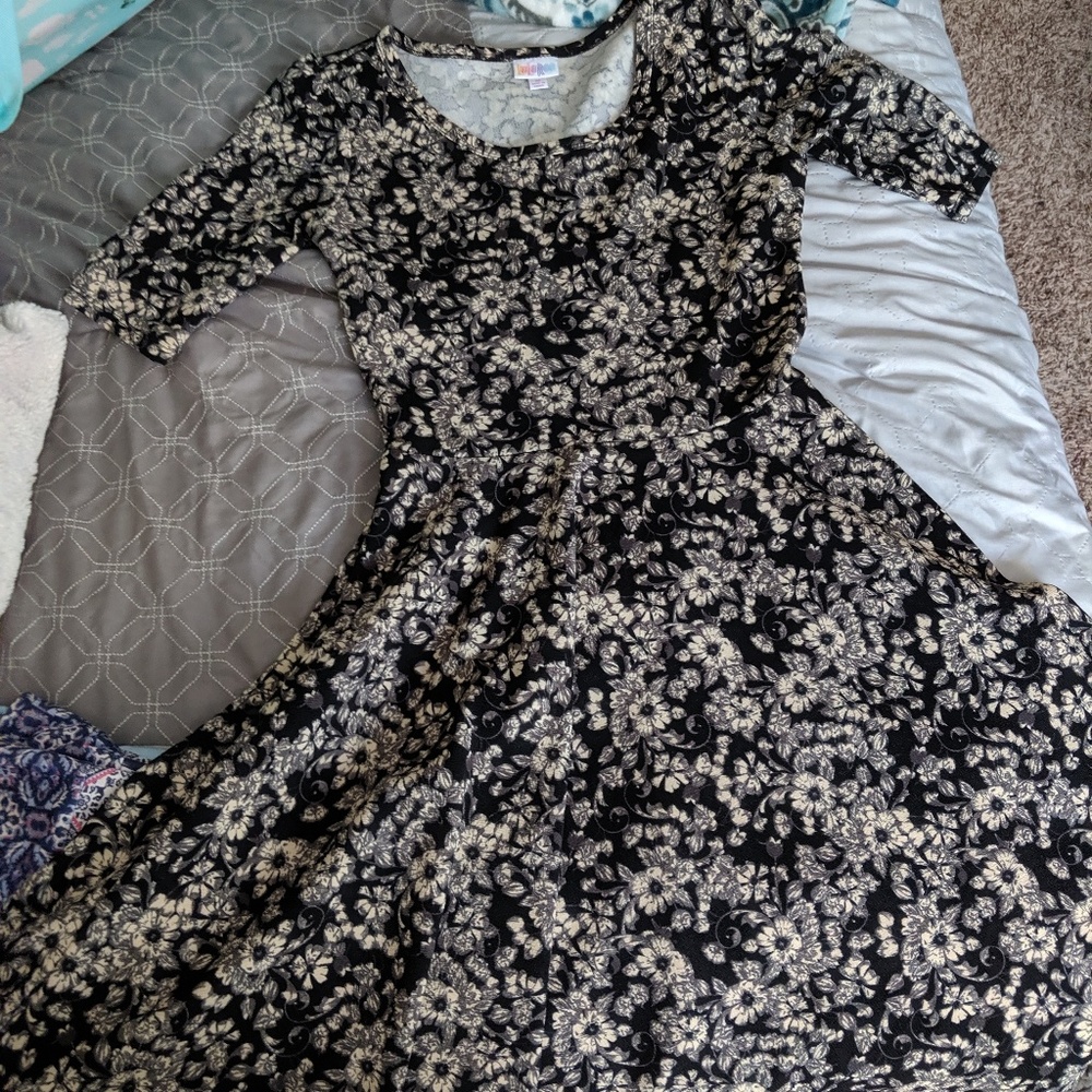 LulaRoe Amelia
